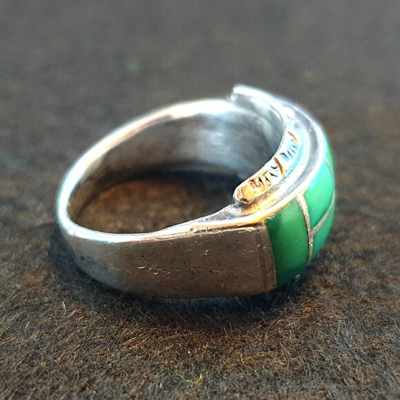Stunning Vintage Native American Navajo Genuine Turquoise Inlaid Sterling Ring - Picture 4 of 14